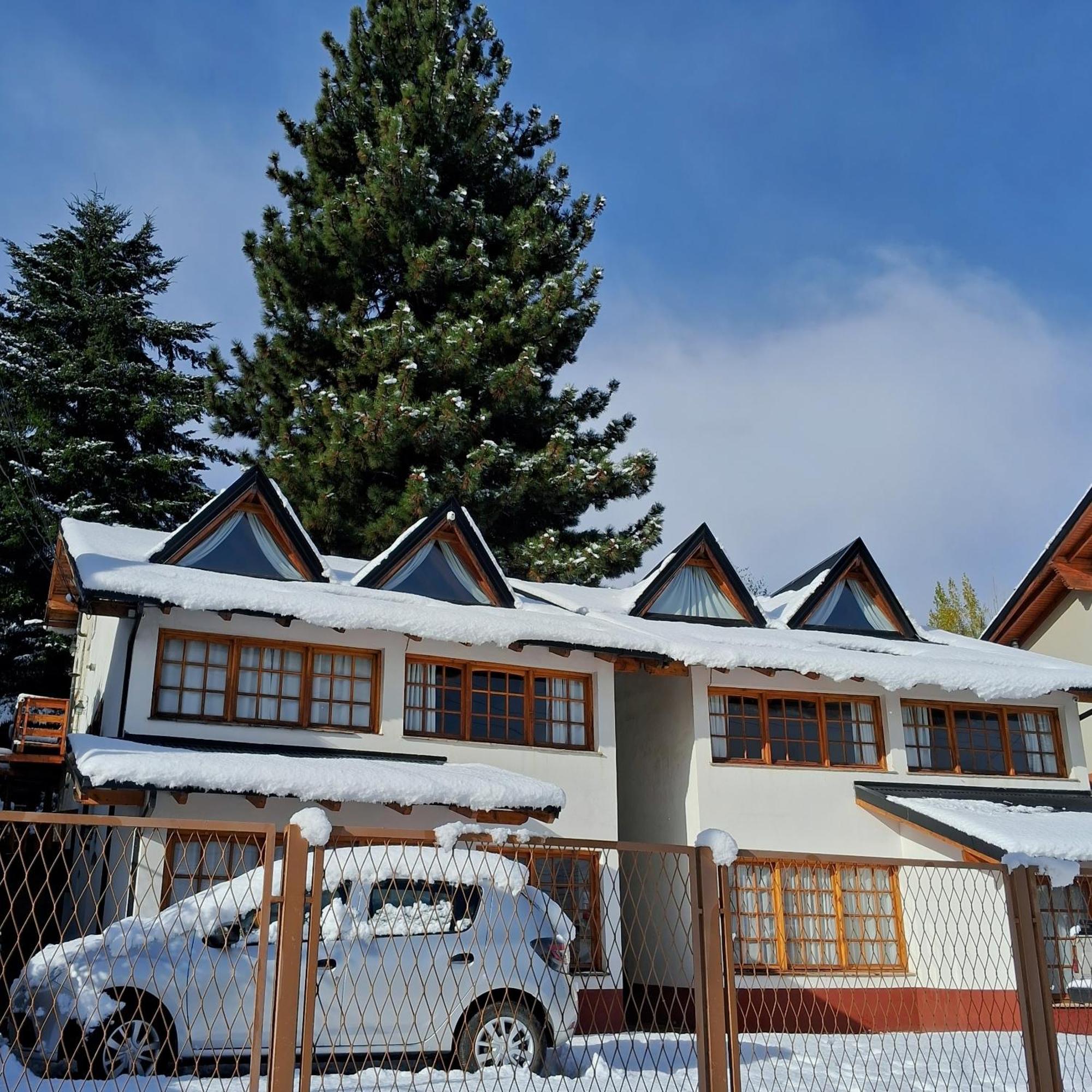 La Ponderosa Apart Hotel San Carlos de Bariloche Exterior photo